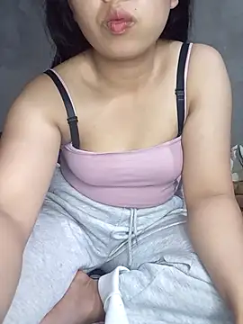 Snapshot of Slutty_18 chatting on March 17, 2026, 1:03 pm Slutty 18 online show from March 17, 2026, 1:03 pm