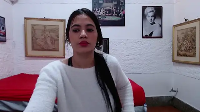 JulianaLopera1 online show from February 26, 2026, 1:21 pm