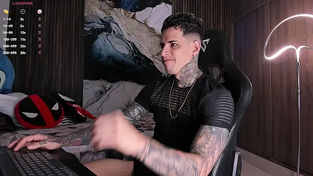 trisstann  online show from March 29, 2026, 5:02 pm