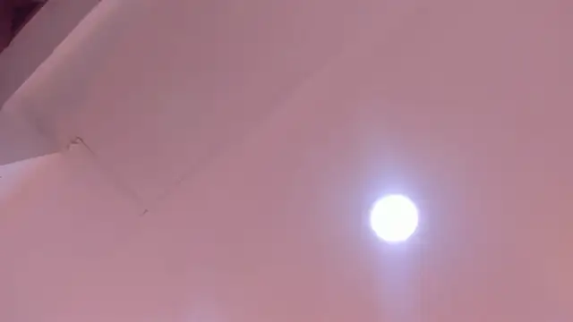 Paris Velvet online show from April 9, 2026, 10:48 pm