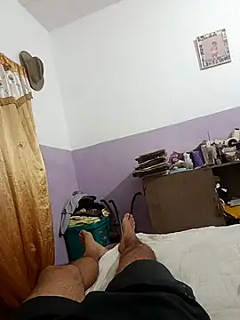 Snapshot of Francisco171 chatting on February 5, 2026, 2:27 am Francisco171 online show from February 5, 2026, 2:27 am