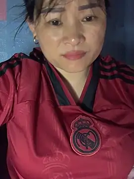 Star-sweet01 online show from July 6, 2026, 5:37 am