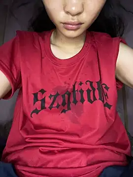 siting00 online show from April 16, 2026, 3:46 pm