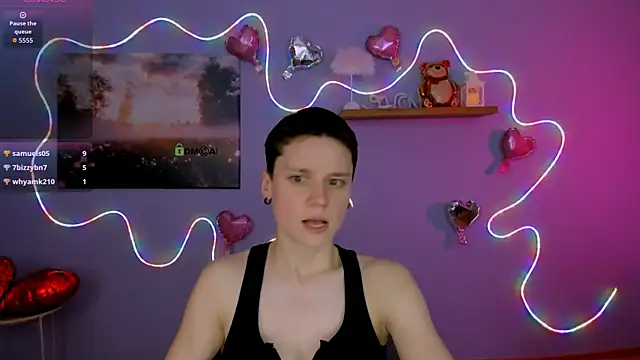 Snapshot of emi_fade chatting on February 25, 2026, 12:15 pm emi fade online show from February 25, 2026, 12:15 pm