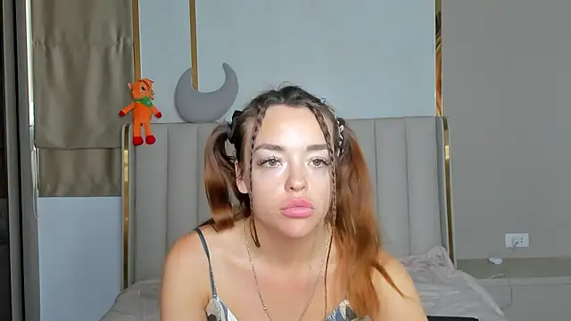 Snapshot of stellaa_quenn chatting on February 3, 2026, 12:09 am stellaa quenn online show from February 3, 2026, 12:09 am