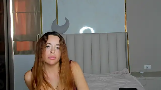 Snapshot of stellaa_quenn chatting on February 3, 2026, 2:53 am stellaa quenn online show from February 3, 2026, 2:53 am