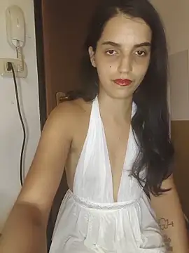 SoniaMoonnnnn online show from June 5, 2026, 9:42 pm