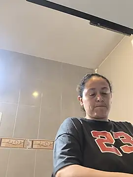  luisaeliza  online show from July 8, 2026, 4:55 pm