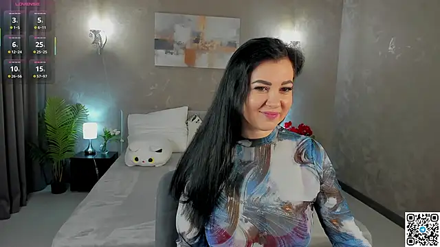 Snapshot of Monika_Martinezz chatting on April 20, 2026, 4:04 am Monika Martinezz online show from April 20, 2026, 4:04 am