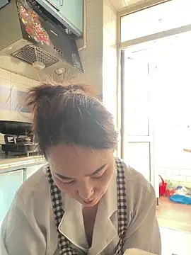 Youyou 12 online show from March 24, 2026, 12:37 am