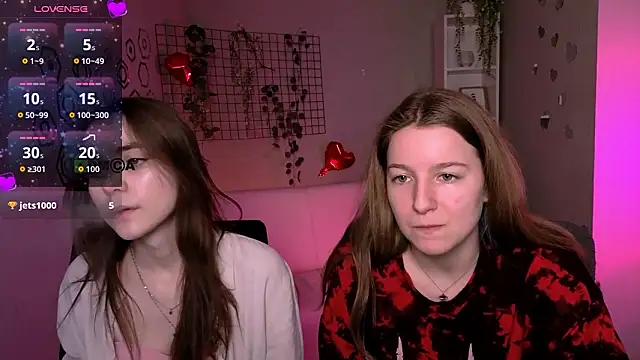 Snapshot of laurenmurrr chatting on March 7, 2026, 10:45 am laurenmurrr online show from March 7, 2026, 10:45 am