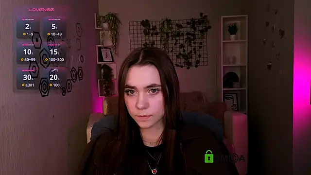 laurenmurrr online show from May 15, 2026, 9:27 am