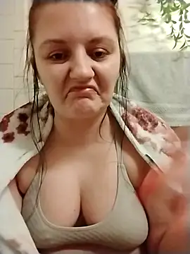 Rosegold2431 online show from February 13, 2026, 8:38 pm