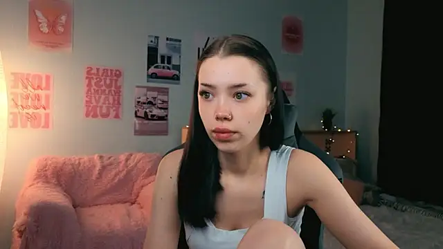 Snapshot of Vexnexe chatting on February 23, 2026, 7:22 pm Vexnexe online show from February 23, 2026, 7:22 pm