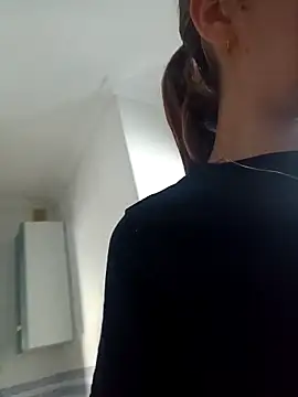 laparejaideal08 online show from March 12, 2026, 4:46 pm