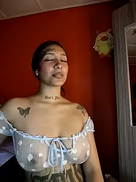 Scarlethh 24 online show from February 26, 2026, 9:25 pm