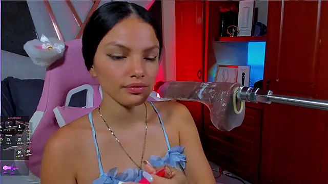 Snapshot of isa_kolins chatting on March 21, 2026, 10:53 am isa kolins online show from March 21, 2026, 10:53 am