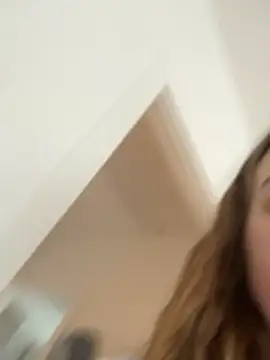 Snapshot of romyxxs chatting on February 10, 2026, 9:02 am romyxxs online show from February 10, 2026, 9:02 am