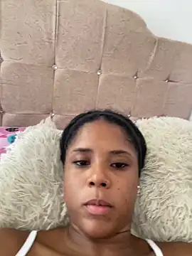 LIA PARKERR online show from February 27, 2026, 5:57 pm