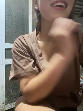 Mary 006 online show from April 18, 2026, 5:50 pm