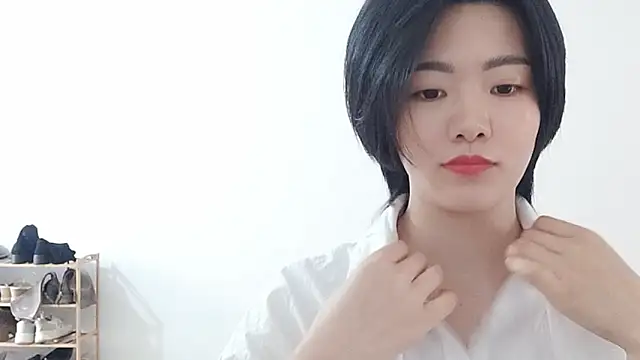 Nikishine online show from April 8, 2026, 2:44 am