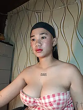 morena joy69 online show from May 27, 2026, 1:41 pm