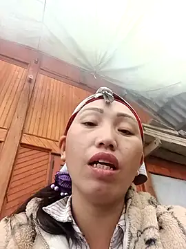 hot-luna- online show from February 2, 2026, 1:15 am