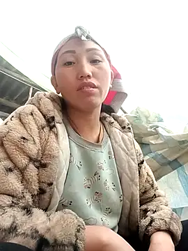 hot-luna- online show from February 3, 2026, 7:13 am