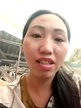 hot-luna- online show from February 19, 2026, 12:50 am