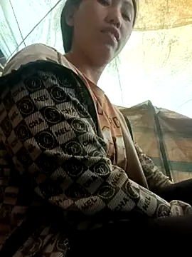 hot-luna- online show from March 11, 2026, 10:10 am