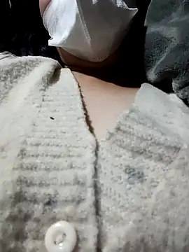 hot-luna- online show from March 30, 2026, 12:17 pm