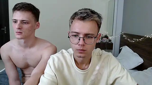 NikiKerryCum online show from March 21, 2026, 4:10 pm