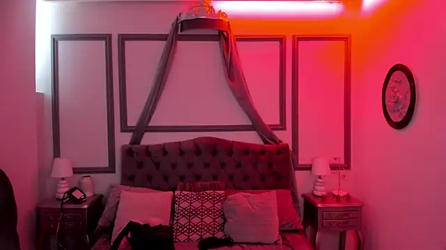 SweetSakura Dolll online show from April 3, 2026, 1:20 pm