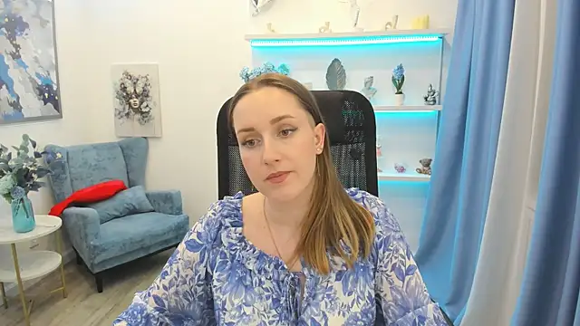 Snapshot of CaseyTerini chatting on June 3, 2026, 2:33 pm CaseyTerini online show from June 3, 2026, 2:33 pm
