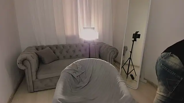 Lollita Morgan online show from May 31, 2026, 10:22 am