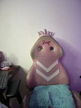 Miia  Taylor online show from March 5, 2026, 2:29 am