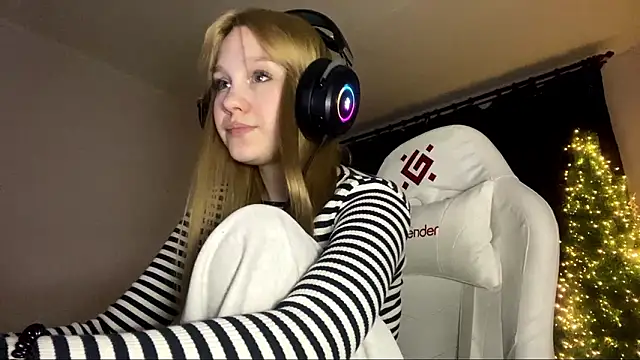 Snapshot of axin_burnell chatting on February 3, 2026, 5:29 pm axin burnell online show from February 3, 2026, 5:29 pm