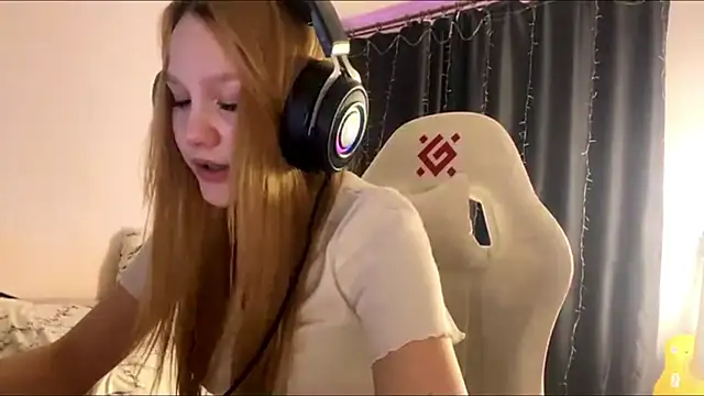 axin burnell online show from April 2, 2026, 5:21 pm