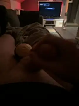 Snapshot of DasmannlicheModel chatting on February 12, 2026, 9:43 pm DasmannlicheModel online show from February 12, 2026, 9:43 pm