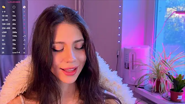 lunawho online show from March 30, 2026, 4:13 am