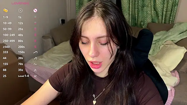 lunawho online show from May 24, 2026, 8:14 pm
