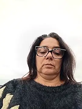 pulpeuse64 online show from May 13, 2026, 8:01 am