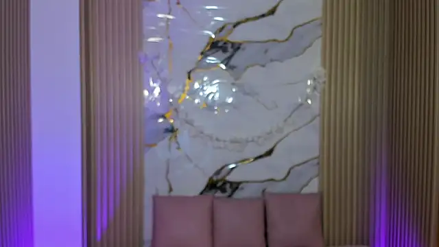 Snapshot of Siena_Tay chatting on April 15, 2026, 11:50 am Siena Tay online show from April 15, 2026, 11:50 am