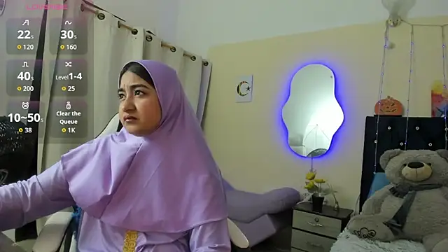 SamiraAwada online show from April 7, 2026, 7:14 pm