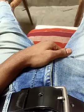 rubitrides11 online show from February 6, 2026, 7:56 am