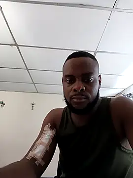 Snapshot of Tuverdugo12 chatting on March 22, 2026, 1:58 pm Tuverdugo12 online show from March 22, 2026, 1:58 pm