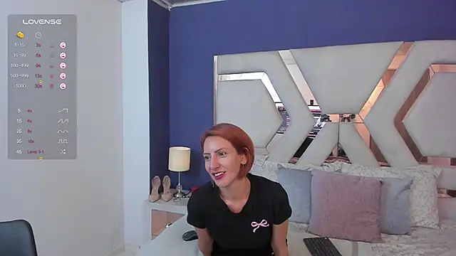 Sara Evaanns online show from May 22, 2026, 3:17 pm