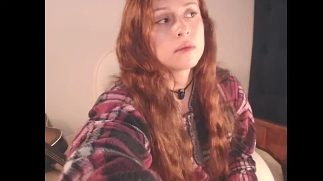 Lametaleralatina online show from April 8, 2026, 1:11 pm