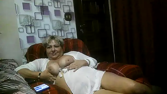 Snapshot of bialoba7 chatting on July 23, 2026, 1:58 am bialoba7 online show from July 23, 2026, 1:58 am