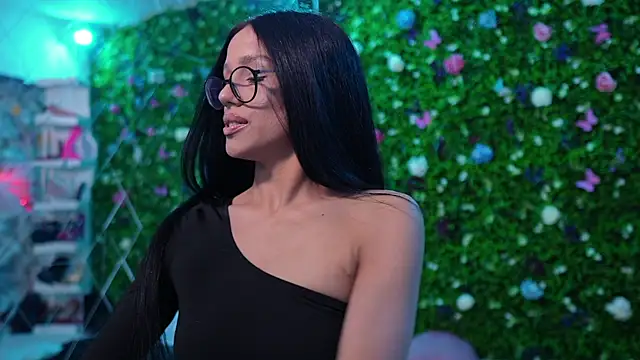 Baby nico online show from February 6, 2026, 7:39 pm